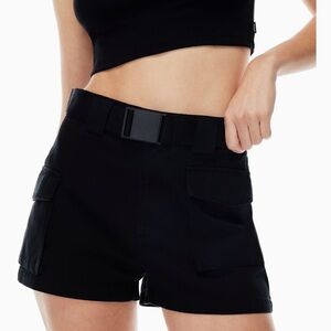 Aritzia TNA Cargo Shorts High-Waist Belted 2.5” Inseam Size Large Black